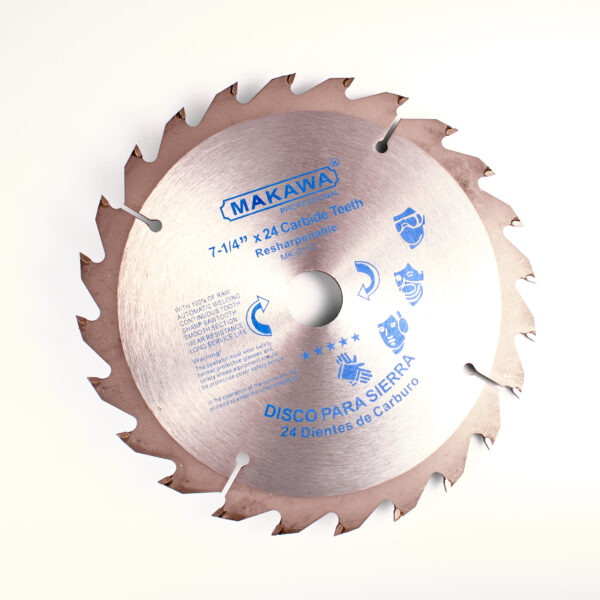 Disco para sierra posee una resistencia y calidad que potenciarán a realizar mejores trabajos con terminaciones inigualables. Makita se especializa en la calidad y en la constante innovación de sus productos. Al ser reconocidos mundialmente desde hace años, garantizan la eficacia y la versatilidad de sus herramientas.