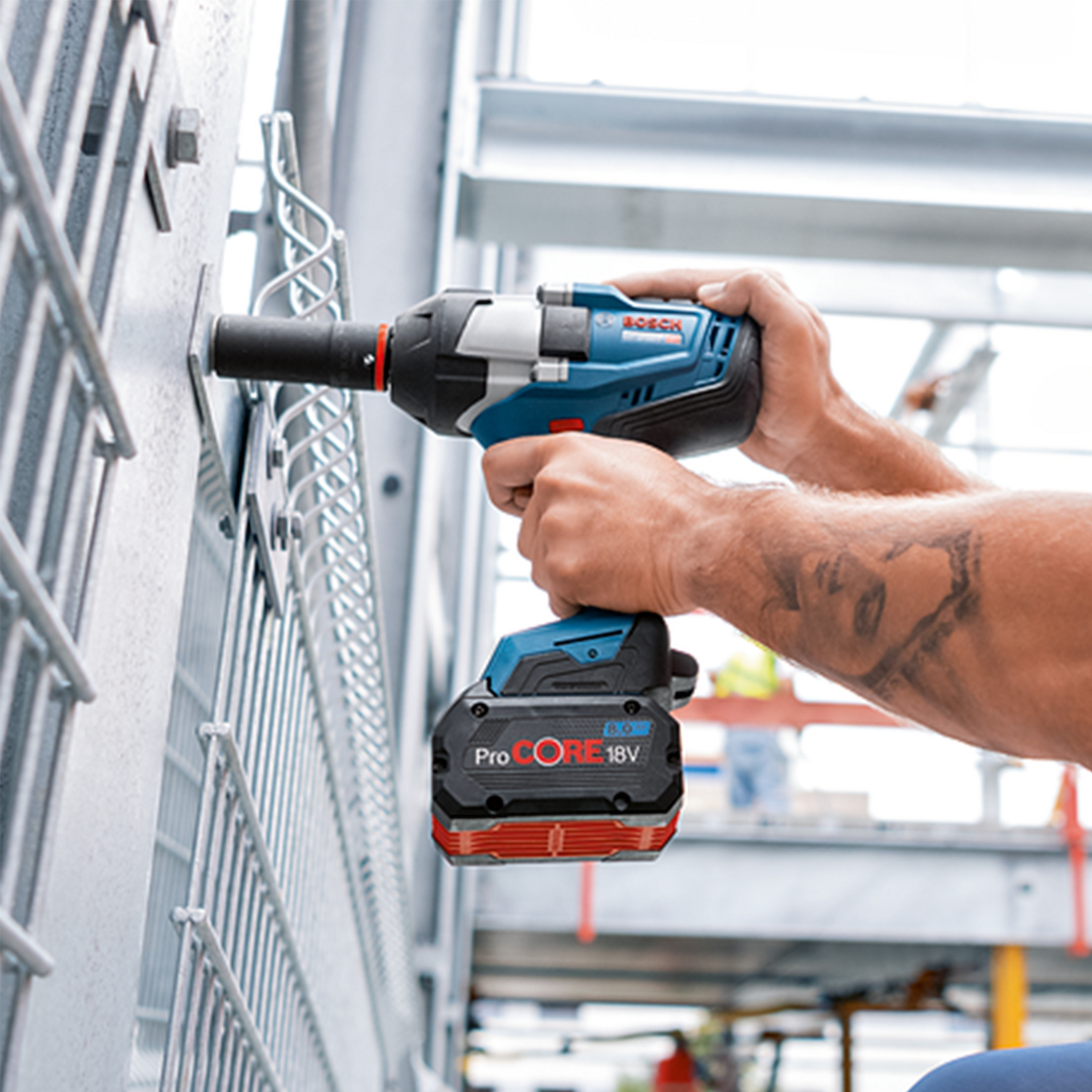 Llave de Impacto inalámbrica Bosch GDS 18V-1050 H, 18V SB