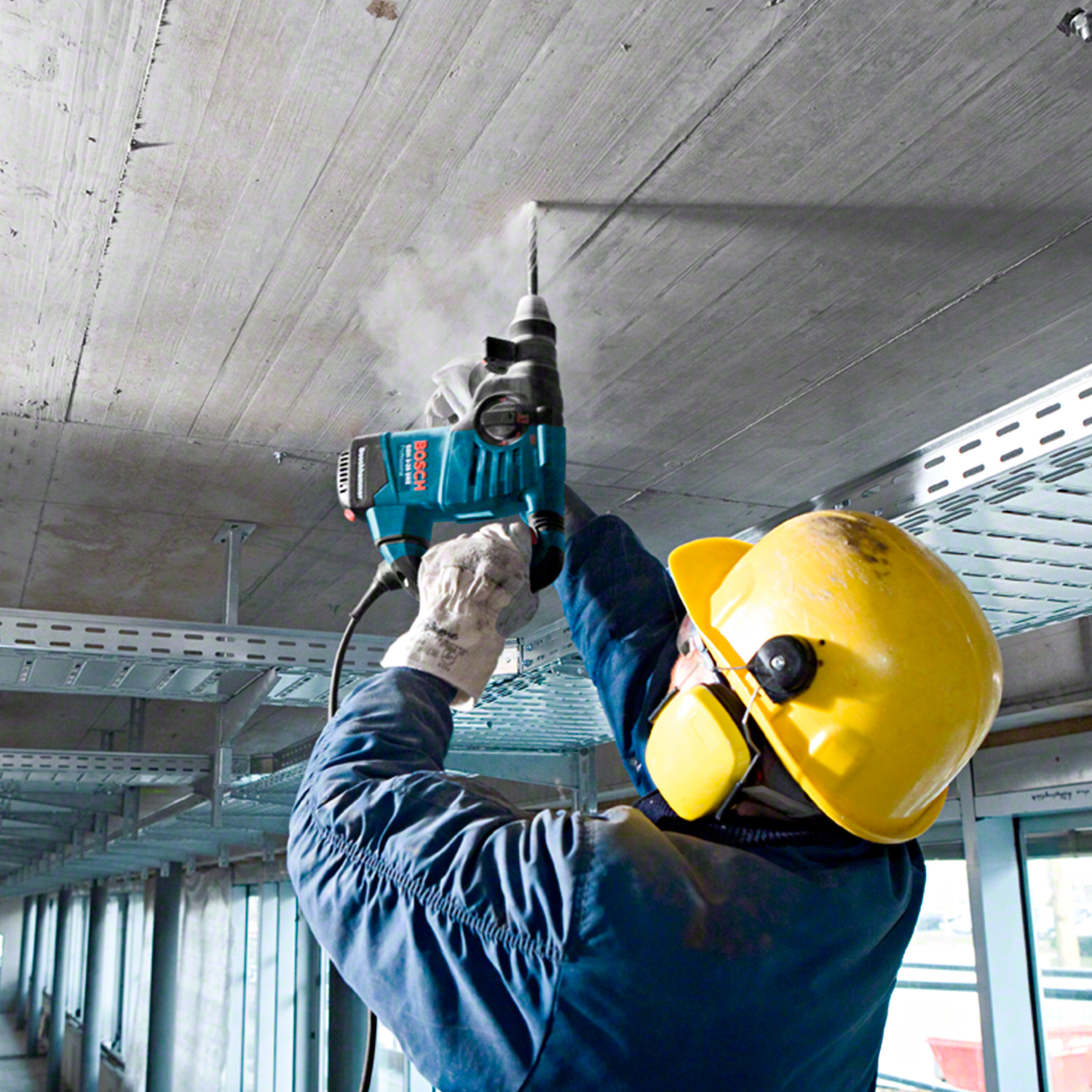 Rotomartillo Bosch GBH 3-28 DRE 800W 220V en maletín